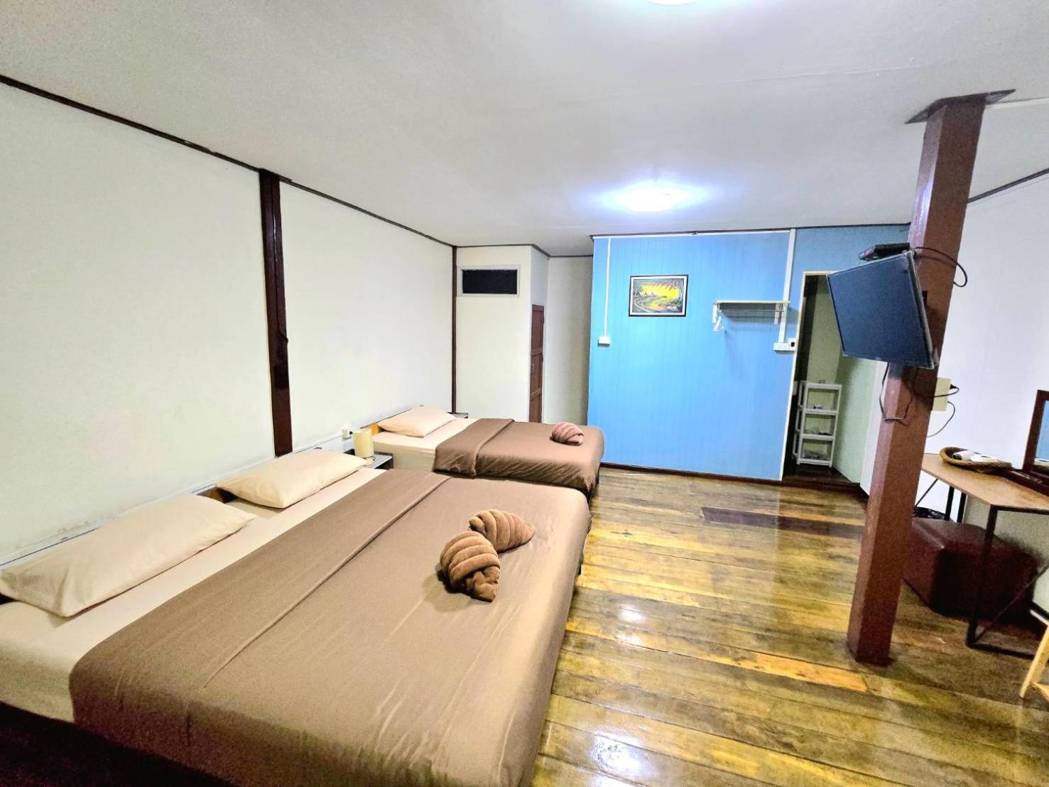 Chanida Home Ayutthaya Bagian luar foto