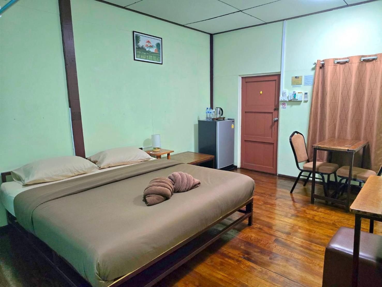 Chanida Home Ayutthaya Bagian luar foto